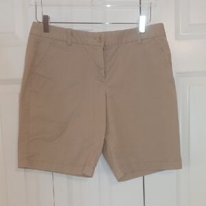 J. Crew Women's Classic Tan Bermudas Size 6